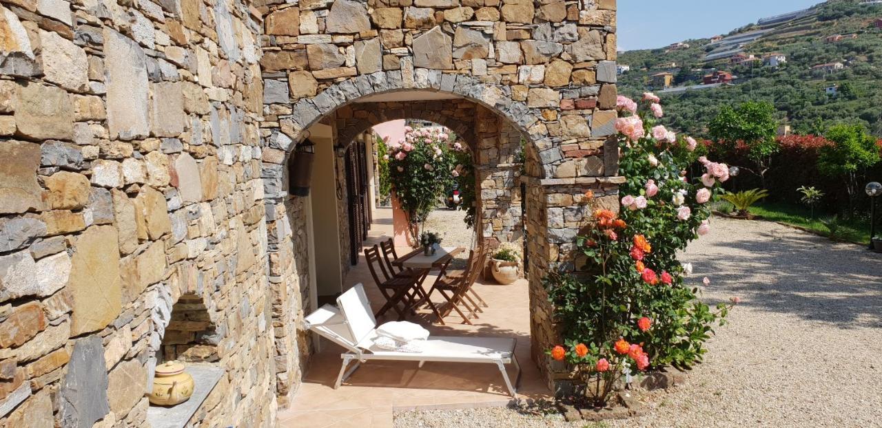 La Colombera Apartment Torrazza  ภายนอก รูปภาพ