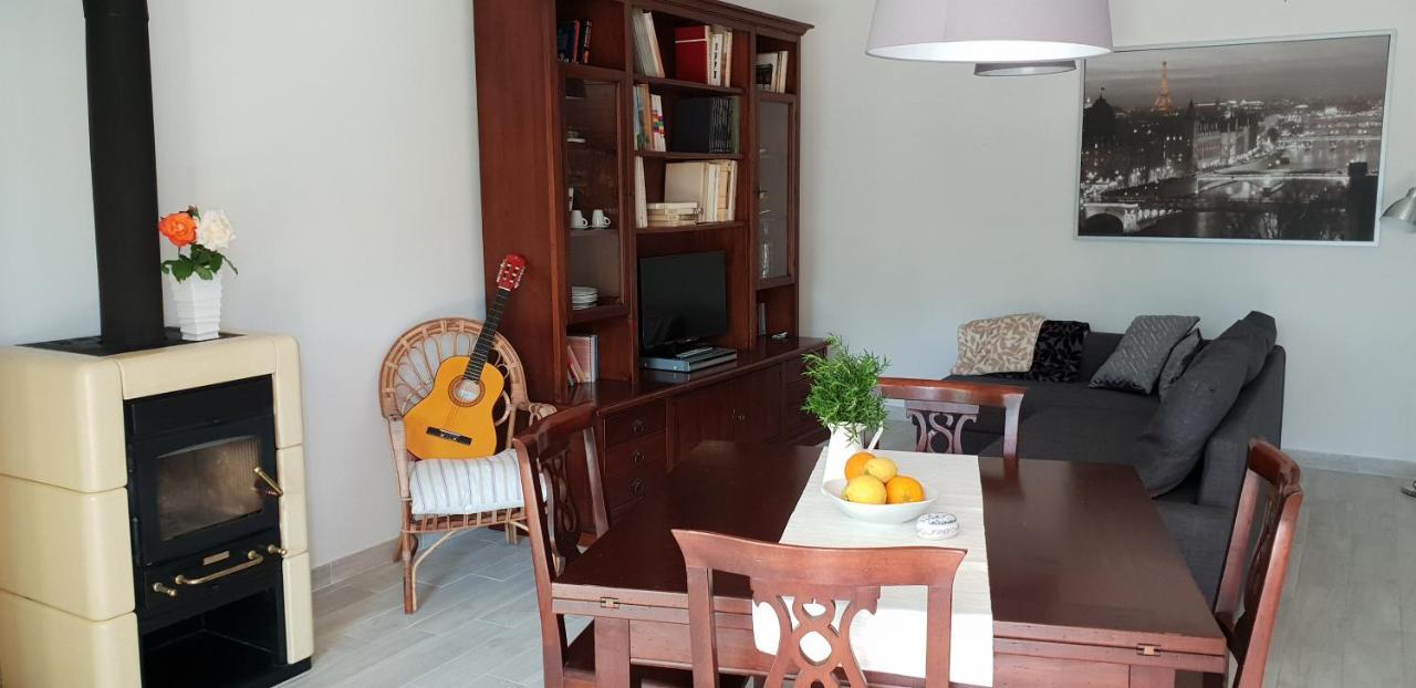 La Colombera Apartment Torrazza  ภายนอก รูปภาพ