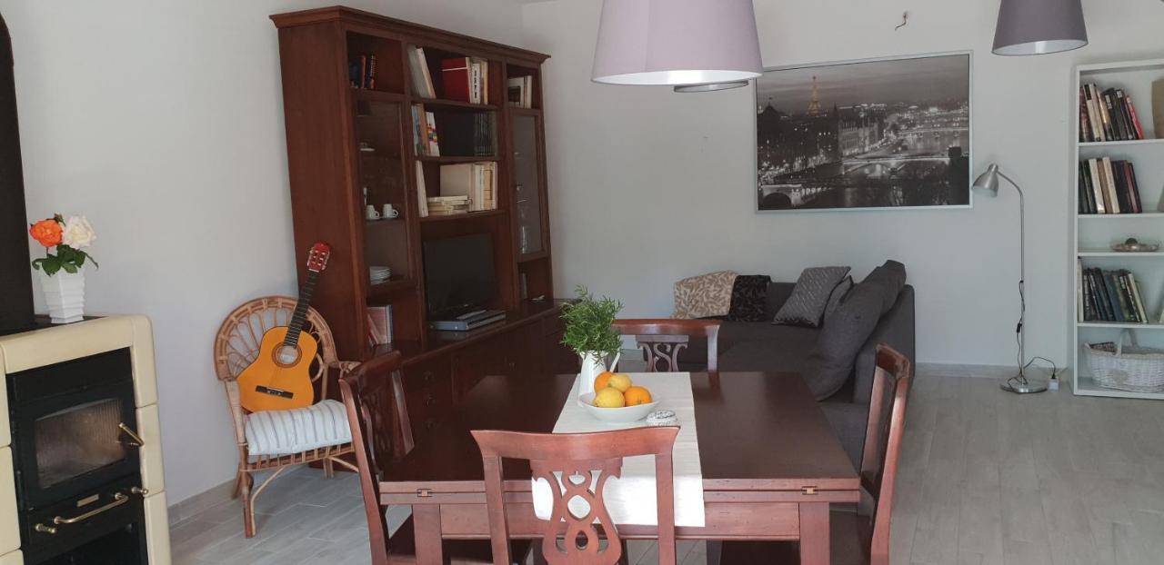 La Colombera Apartment Torrazza  ภายนอก รูปภาพ